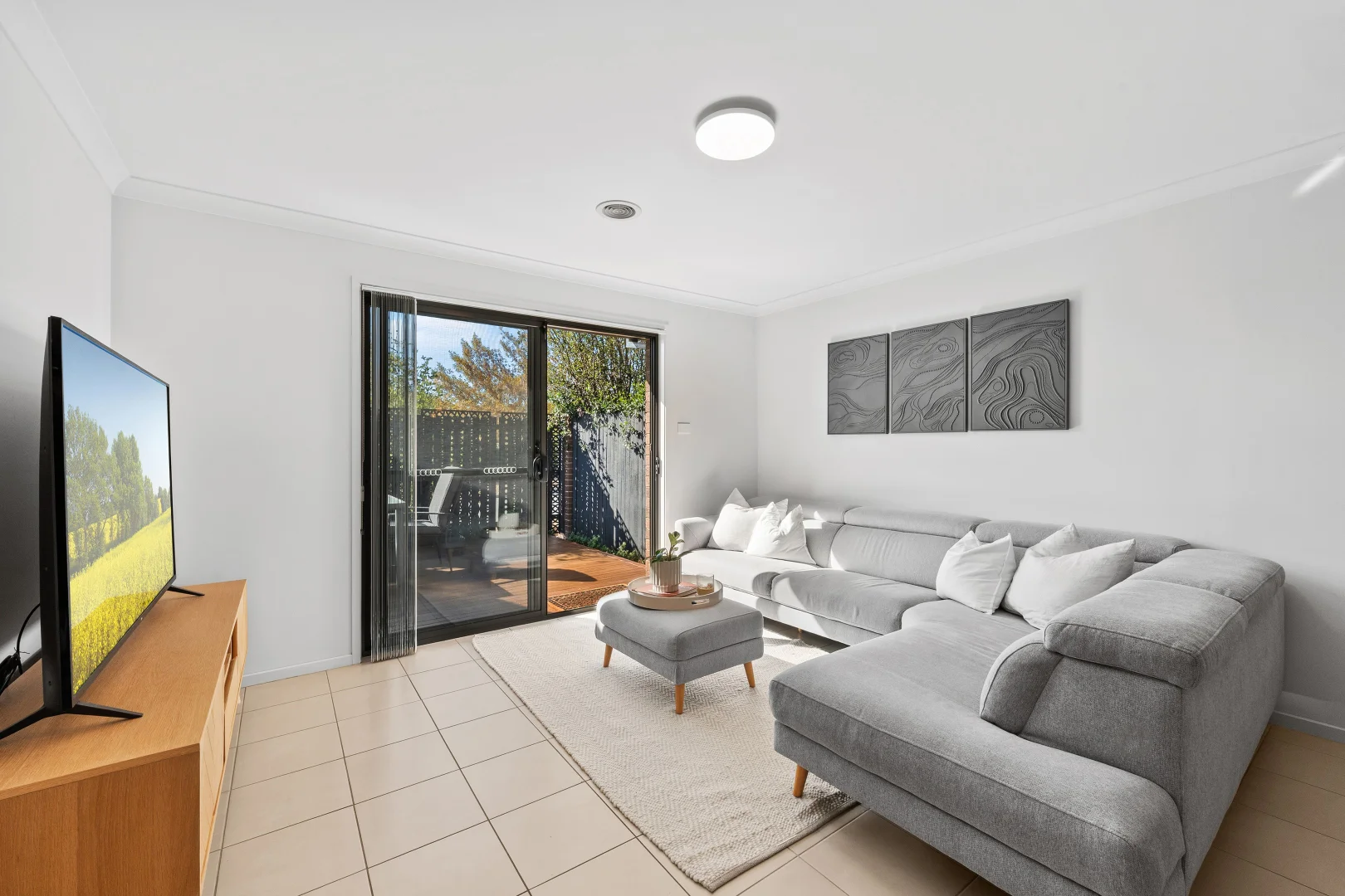 Additional image 2 of 2/11 Starcevich Crescent, Jacka ACT 2914