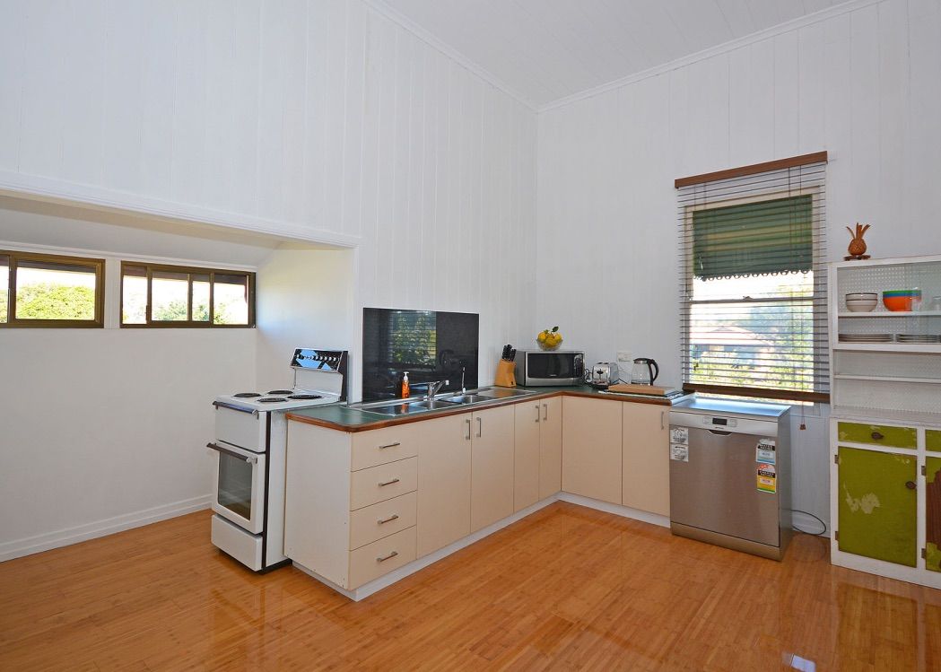 36 Robertson St, Torbanlea QLD 4662, Image 1