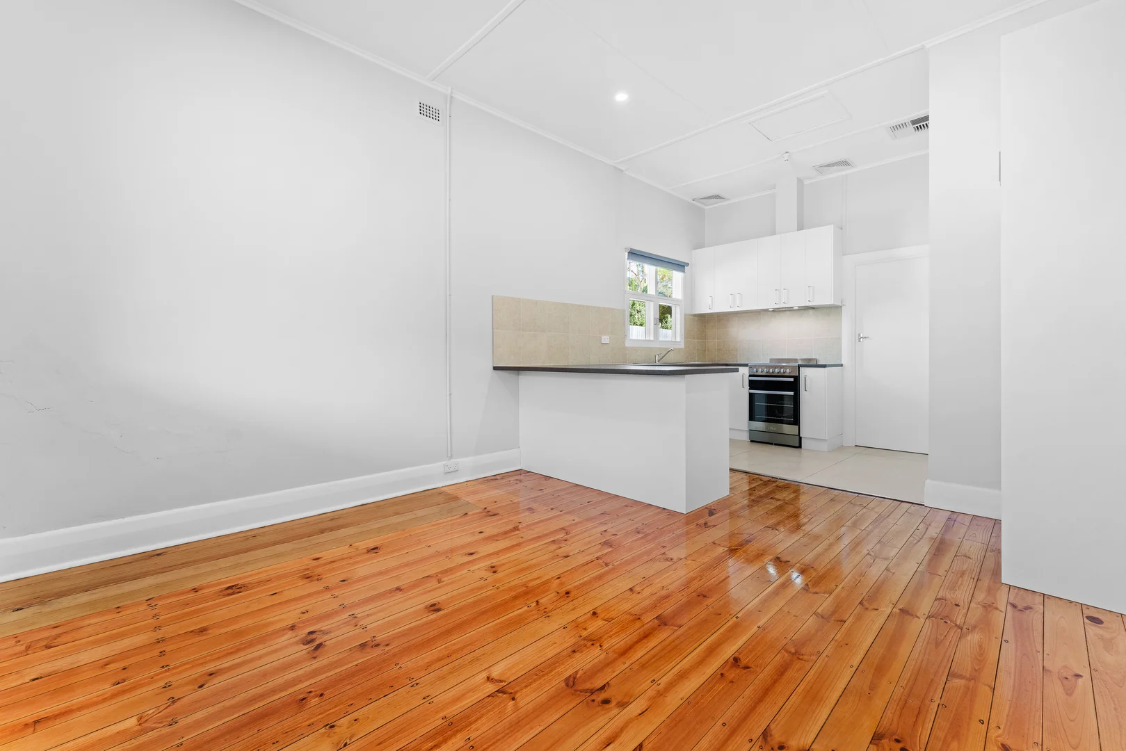 Additional image 3 of 22 Park Tce, Tailem Bend SA 5260