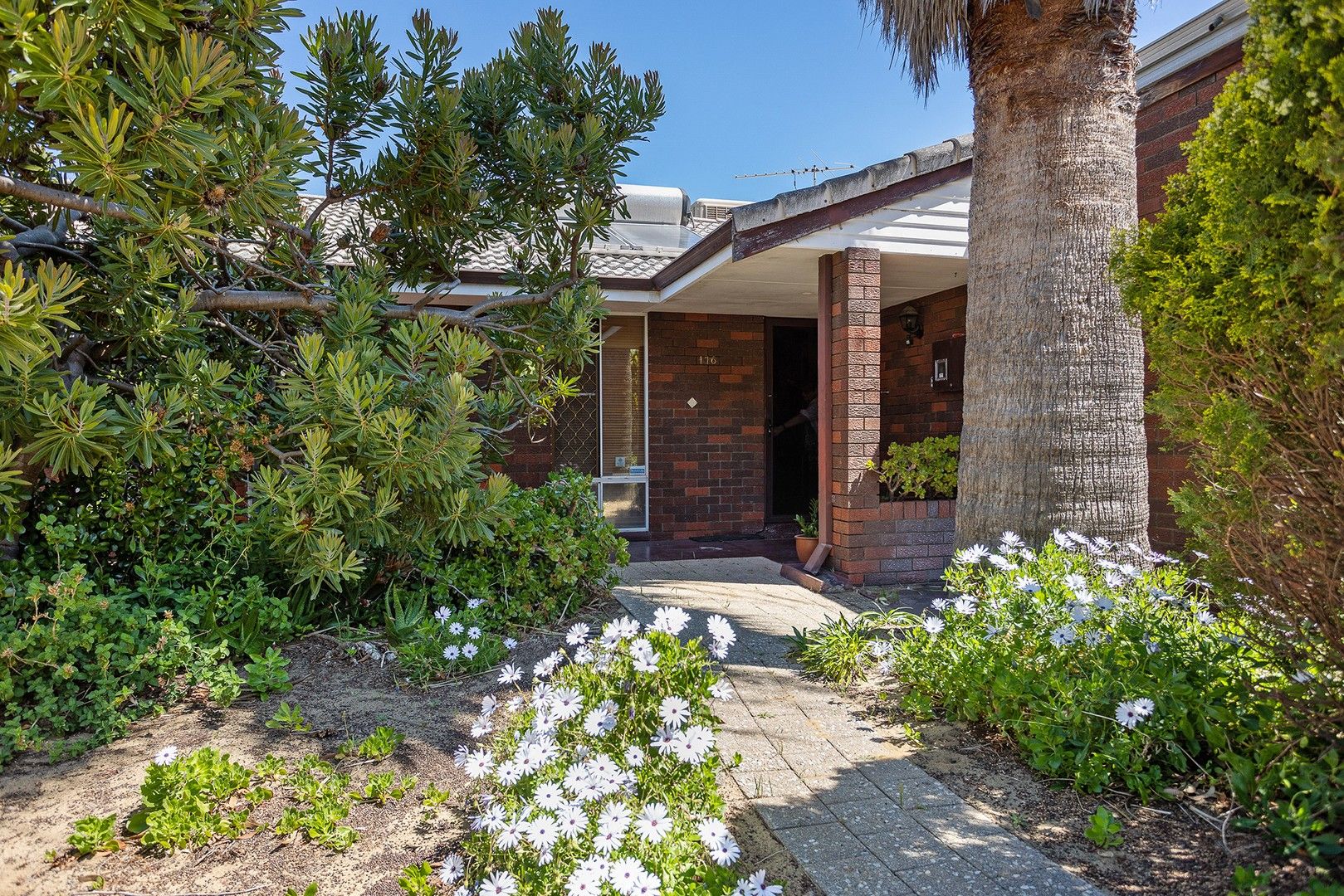 3 bedrooms House in 176 Warwick Road DUNCRAIG WA, 6023