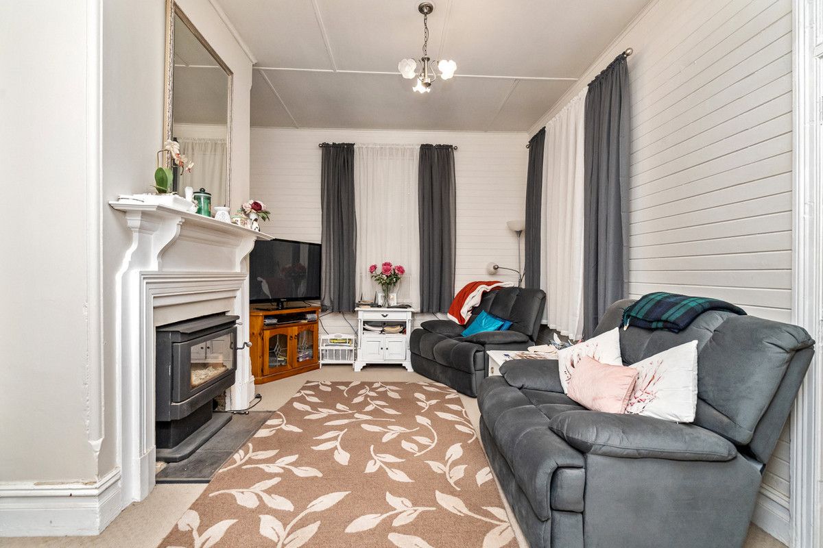 2 Ford Street, The Rock NSW 2655, Image 2