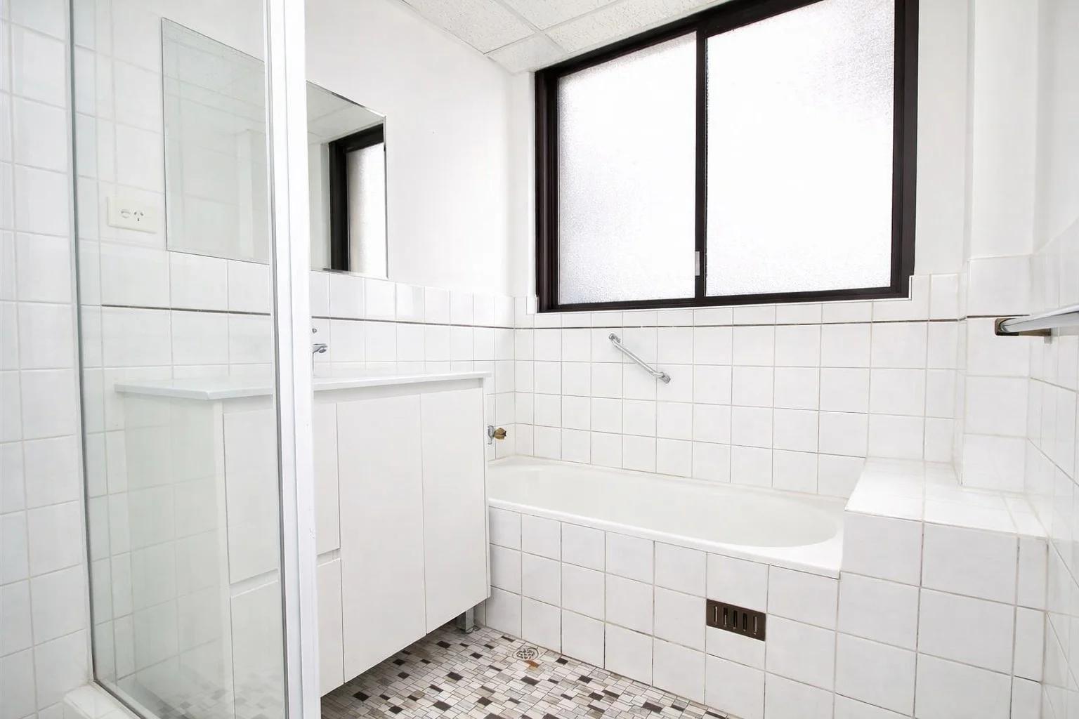 Additional image 4 of 2/70 Kenneth Road, Manly Vale NSW 2093