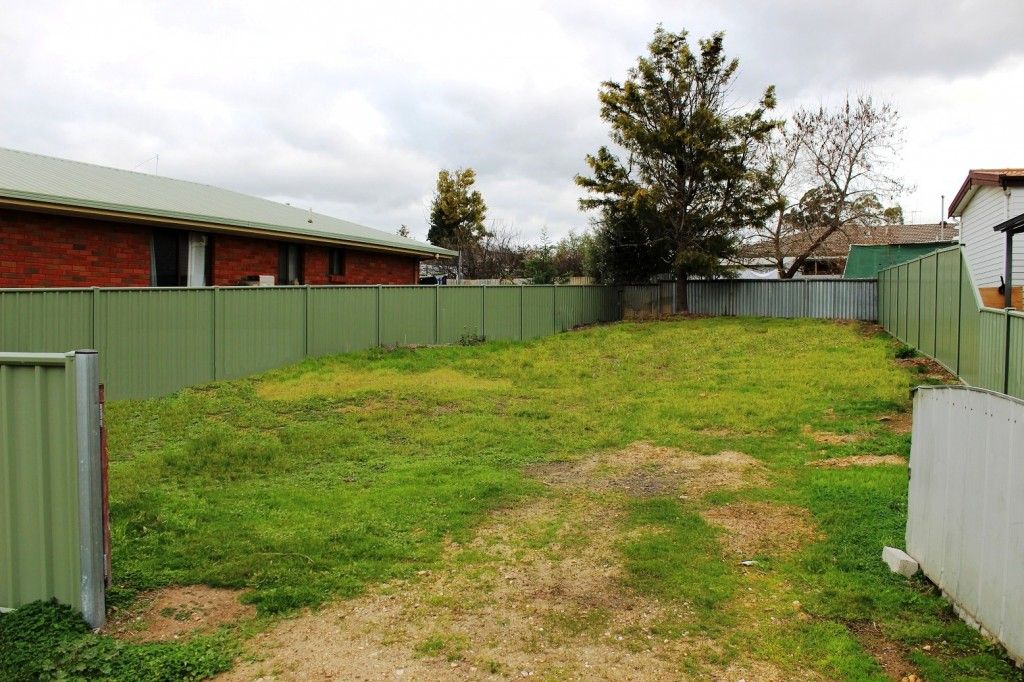 3 Burnside Street, Eaglehawk VIC 3556, Image 2