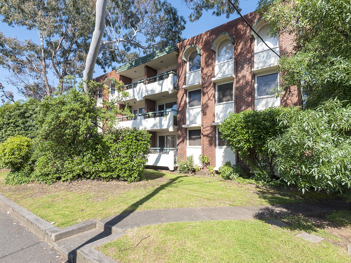 2 bedrooms Apartment / Unit / Flat in 5/237 Ascot Vale Road ASCOT VALE VIC, 3032