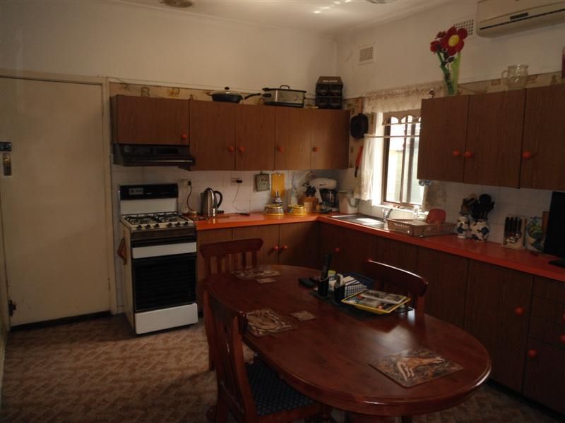 3 Bennett Ave, Carramar NSW 2163, Image 2