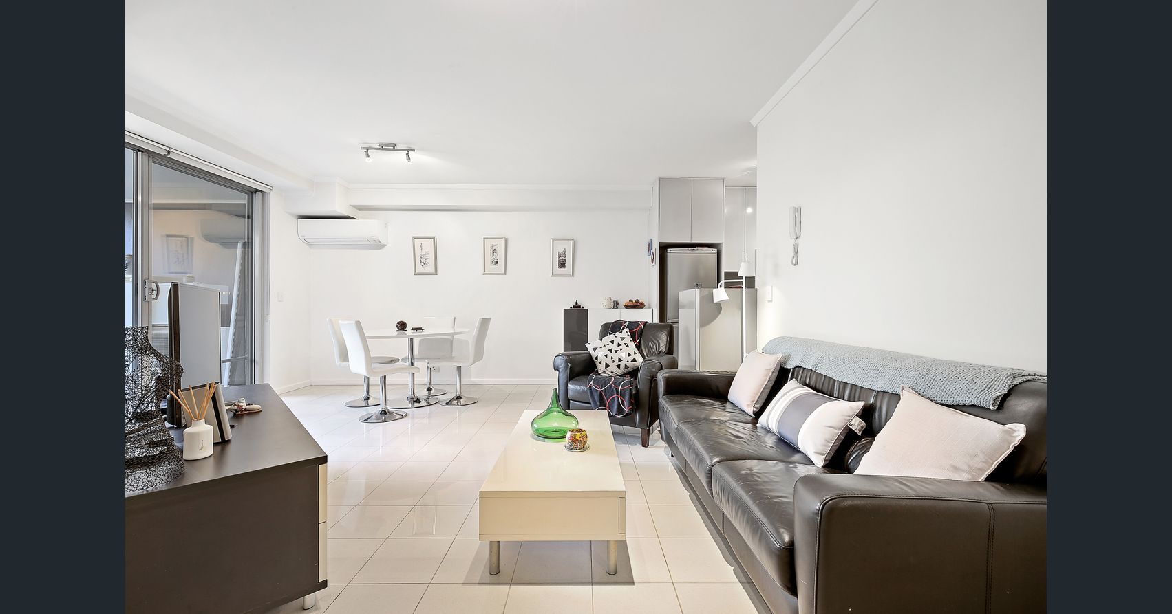 1 bedrooms Apartment / Unit / Flat in 15/20 Eve St ERSKINEVILLE NSW, 2043