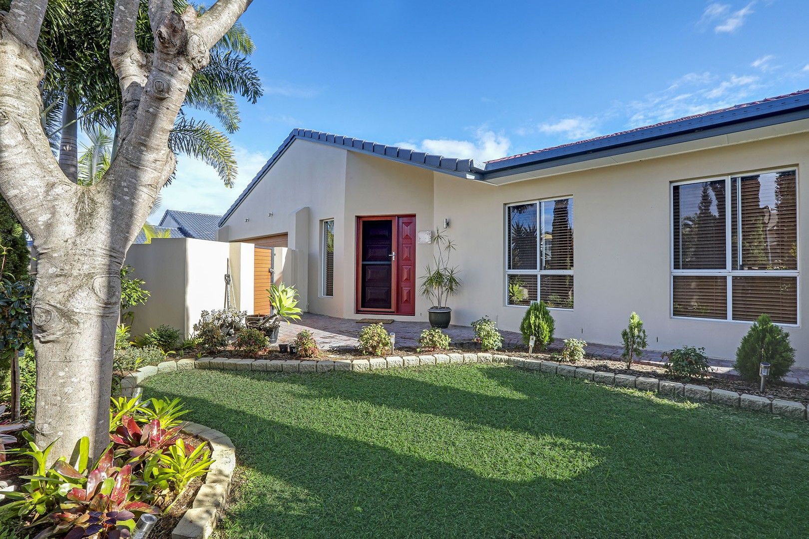 22 Cayman Drive, Clear Island Waters QLD 4226, Image 0