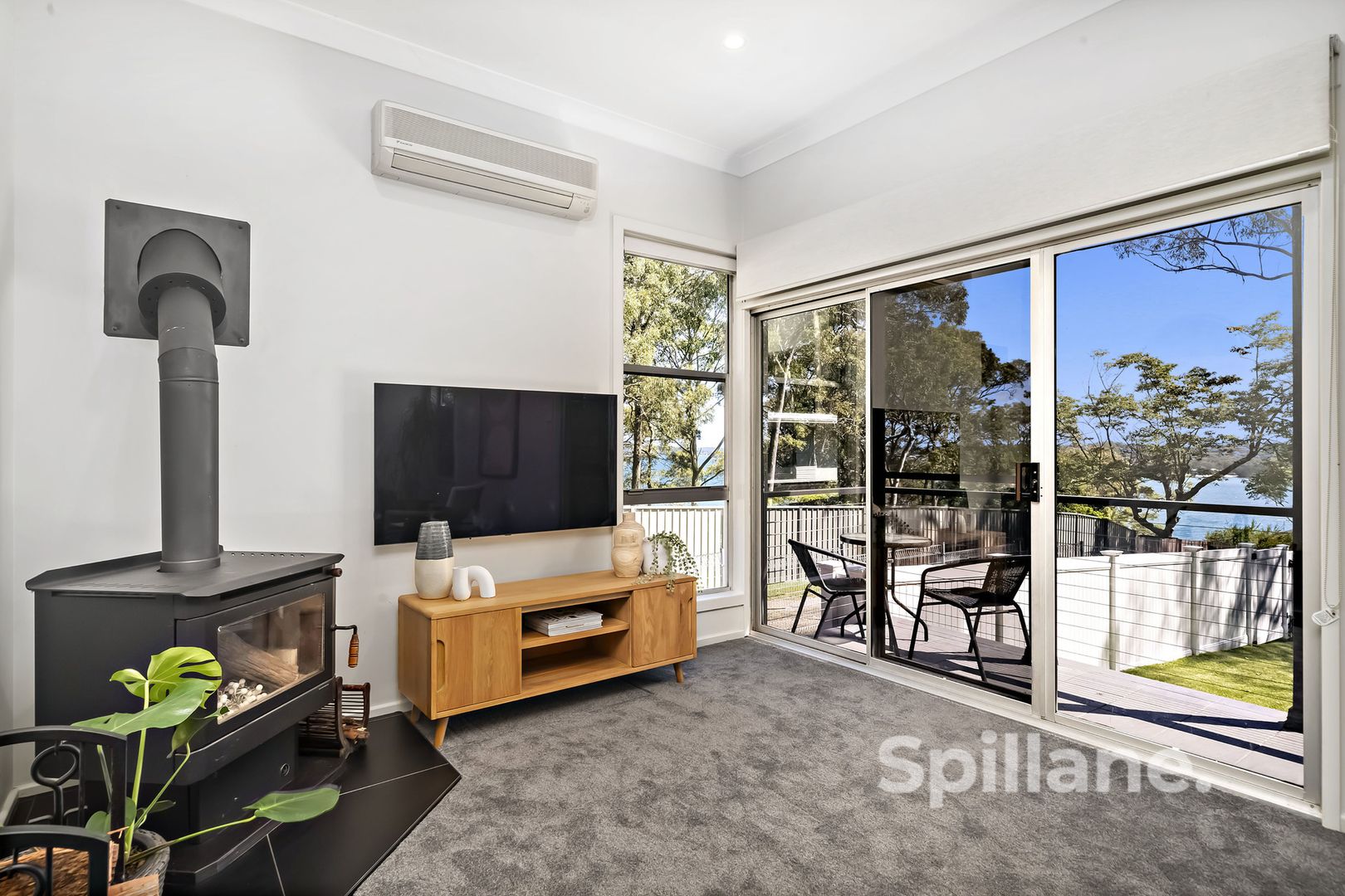19 Coal Point Road, Coal Point NSW 2283, Image 2