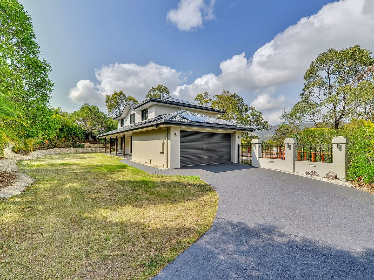 31 Leaver Court, Ormeau QLD 4208, Image 2