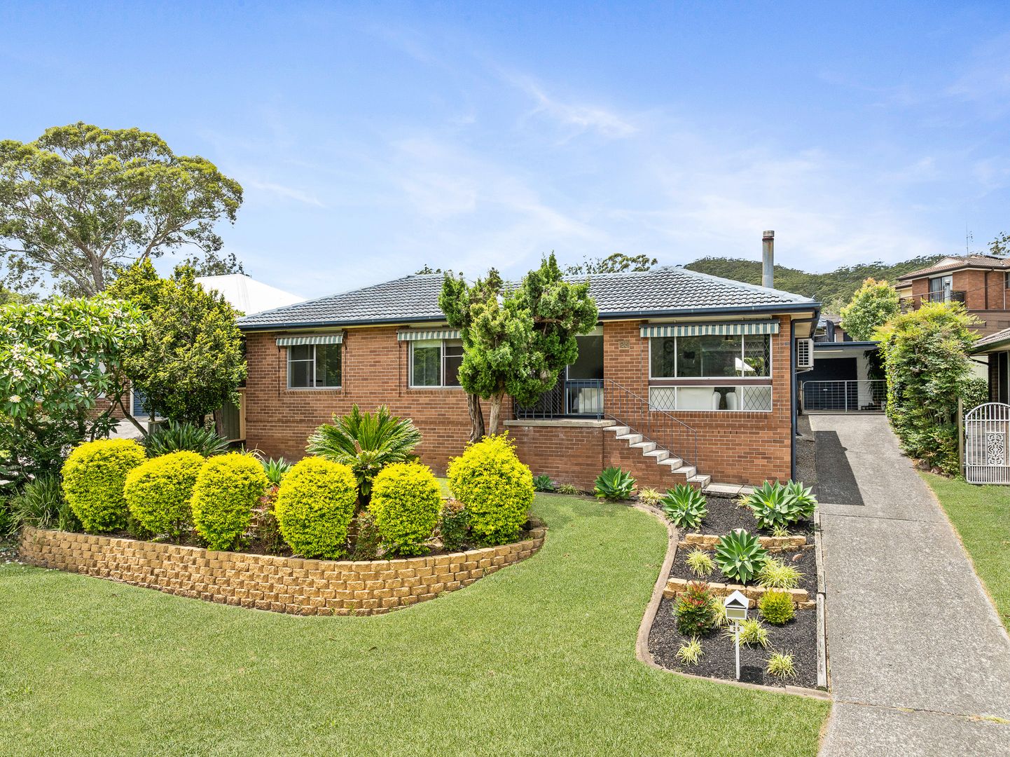 25 Karina Drive, Narara NSW 2250