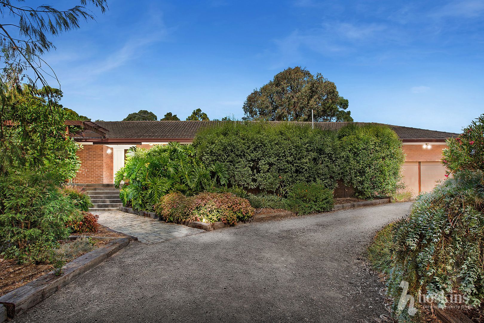 41-43 Gosford Court, Park Orchards VIC 3114, Image 1