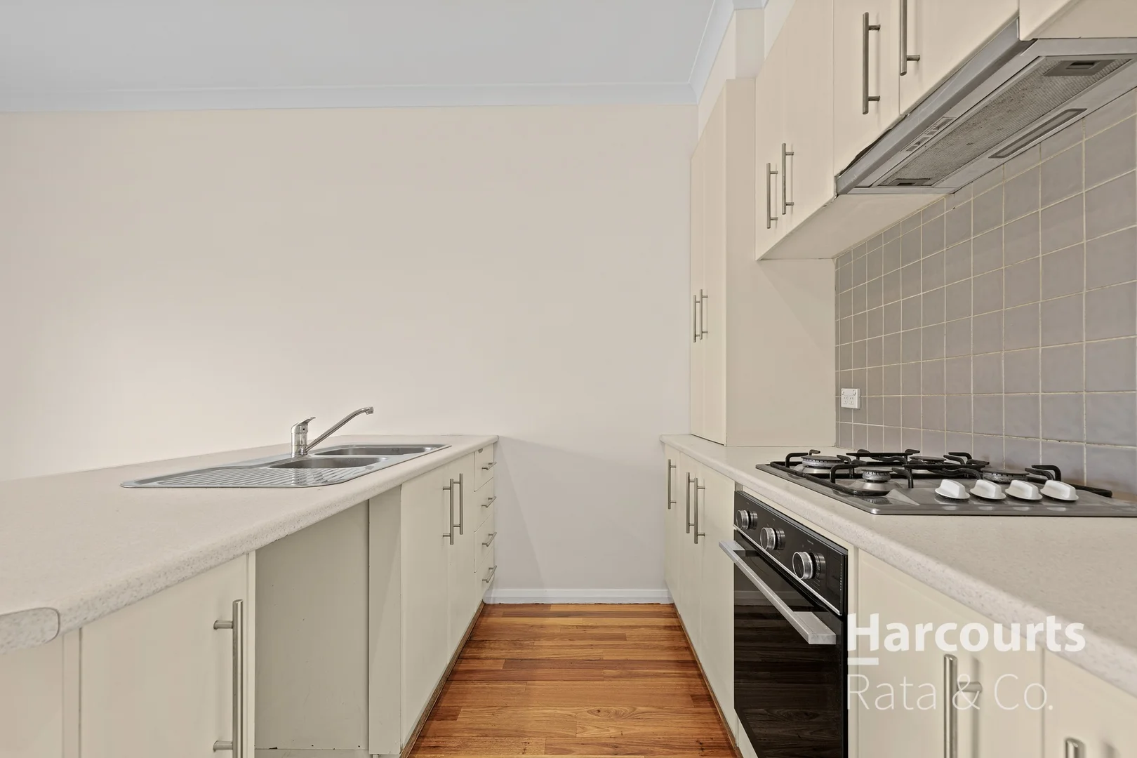 Additional image 3 of 2/36 Wattlebird Crescent, Reservoir VIC 3073