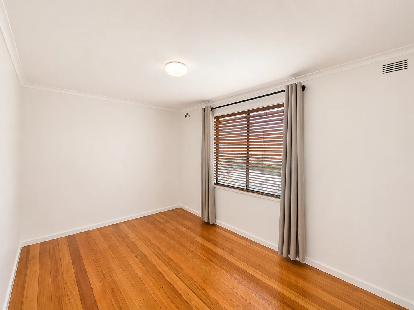 Additional image 6 of 1 Emslie St, Sunshine West VIC 3020