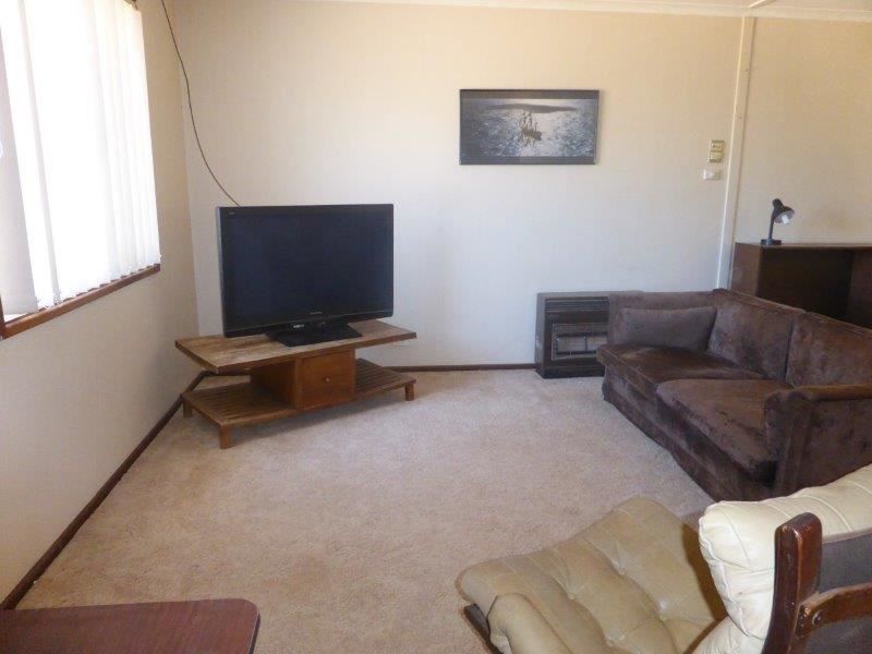 9 Dowden Place, Mount Magnet WA 6638, Image 0