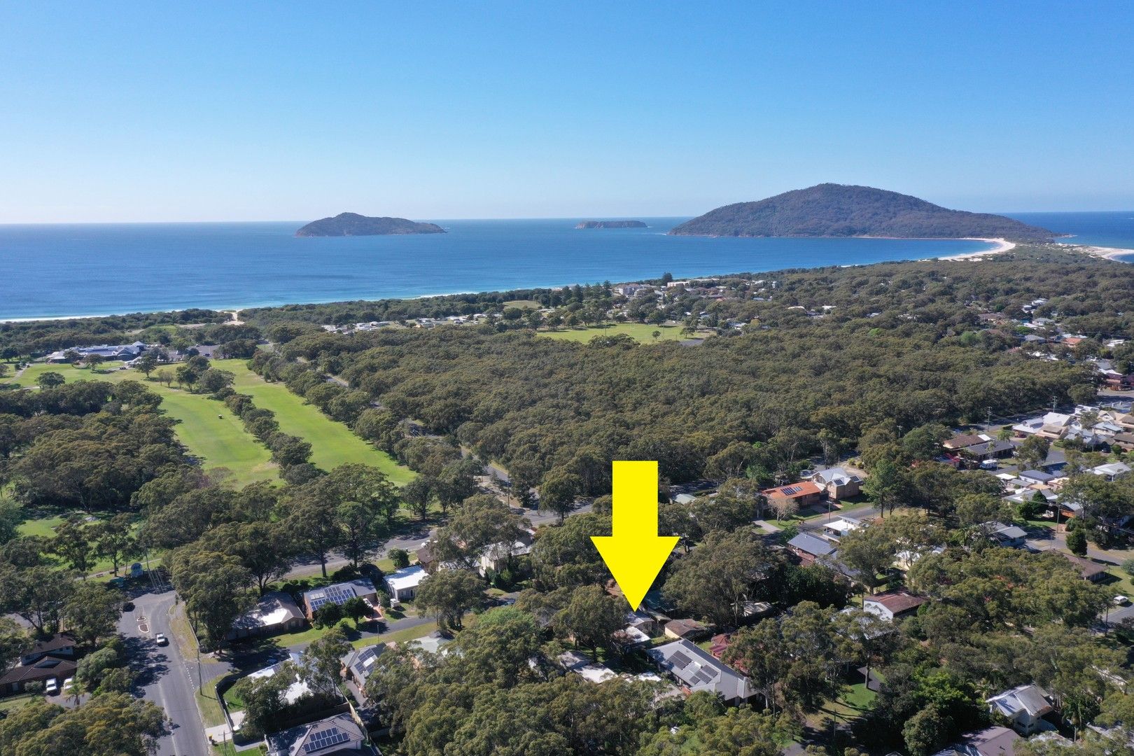 33 Curlew Avenue, Hawks Nest NSW 2324, Image 0