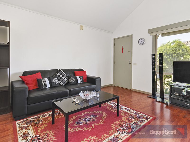 3/38 Cathcart Street, Maidstone VIC 3012, Image 2