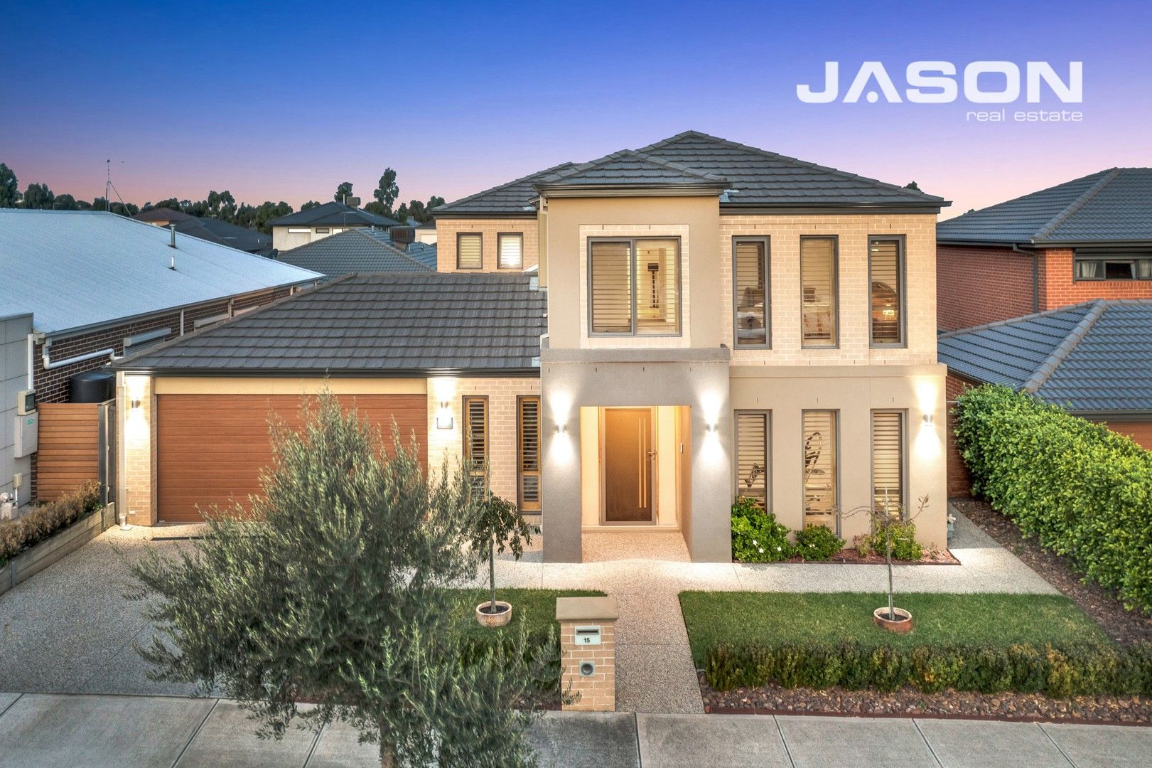 5 bedrooms House in 15 Taormina Street GREENVALE VIC, 3059