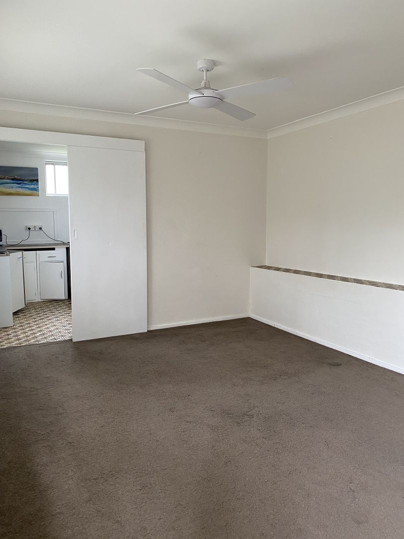 Vineyard Street, Mona Vale NSW 2103, Image 2