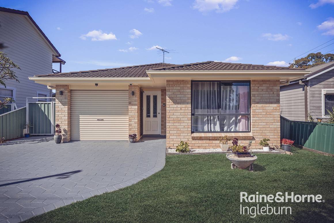 Picture of 3 Warwick Street, MINTO NSW 2566