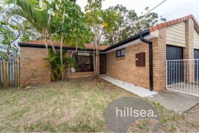 Picture of 2/307 Government Road, LABRADOR QLD 4215