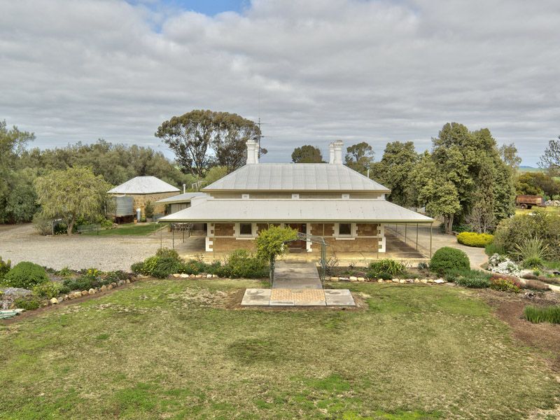 "Glen Eagle" Flagstaff Road, Mintaro SA 5415, Image 2