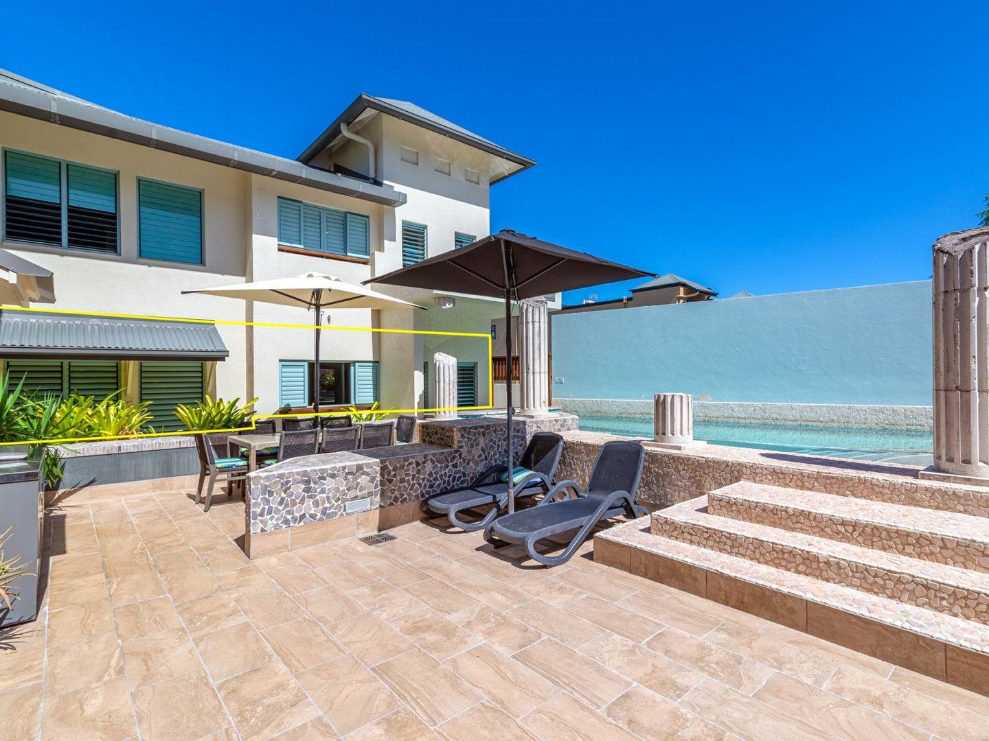 2 bedrooms Apartment / Unit / Flat in 22 Mantra in the Village/22 Warner Street PORT DOUGLAS QLD, 4877