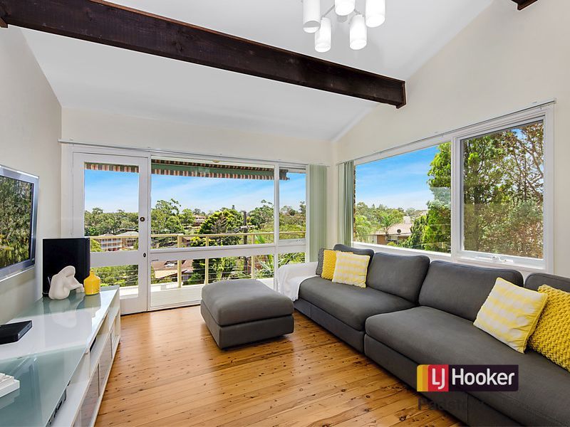 5 Oatley Place, PADSTOW HEIGHTS NSW 2211, Image 2