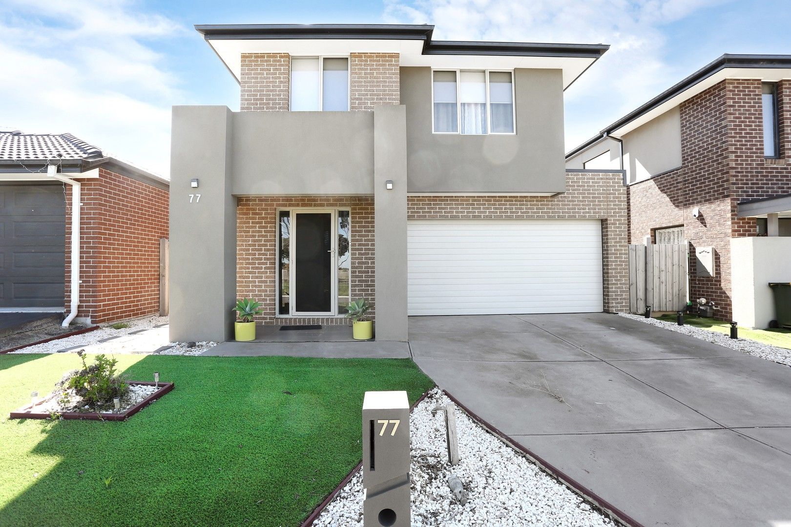 4 bedrooms House in 77 Mulloway Drive POINT COOK VIC, 3030