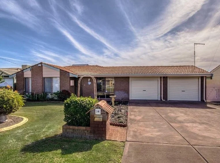 Primary image of 14 Beermullah Way, Waikiki WA 6169