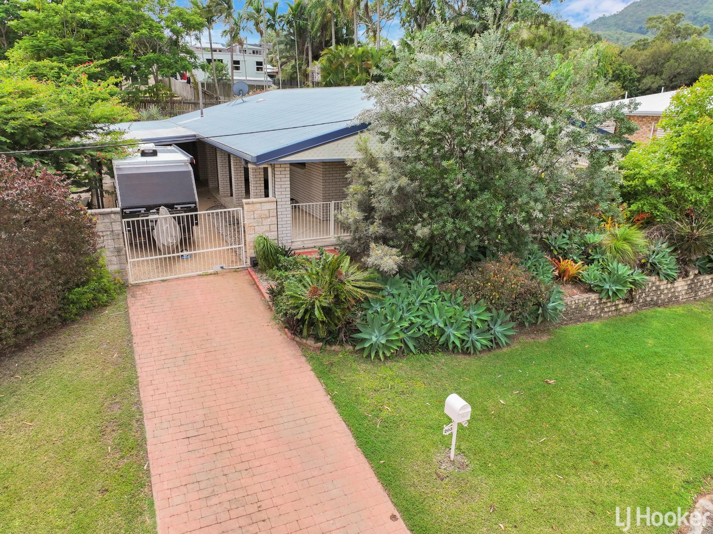 205 Wilson Street, Frenchville QLD 4701, Image 2