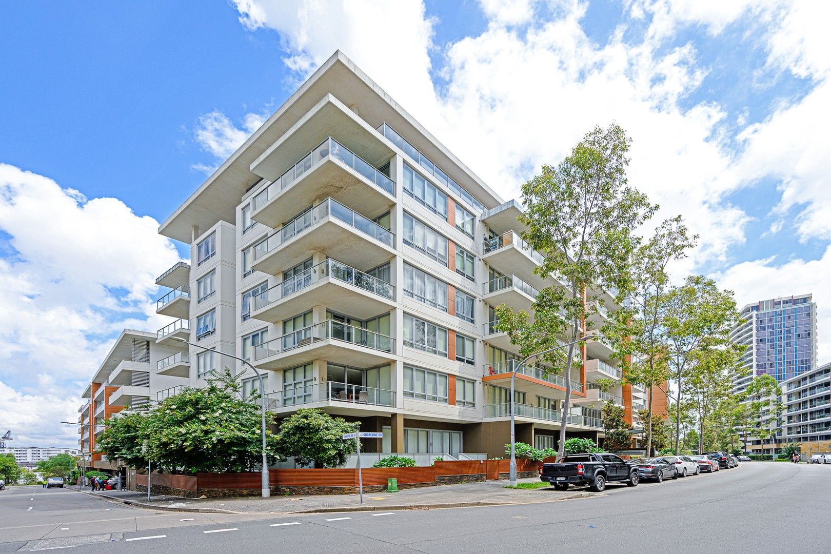 2 bedrooms Apartment / Unit / Flat in 407/40 Shoreline Drive RHODES NSW, 2138