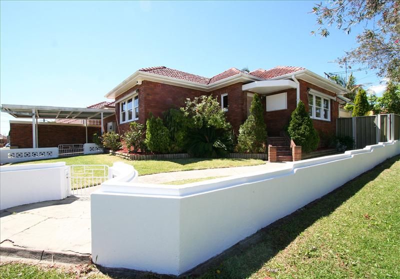 3 MacDonald Cresent, Bexley North NSW 2207, Image 0