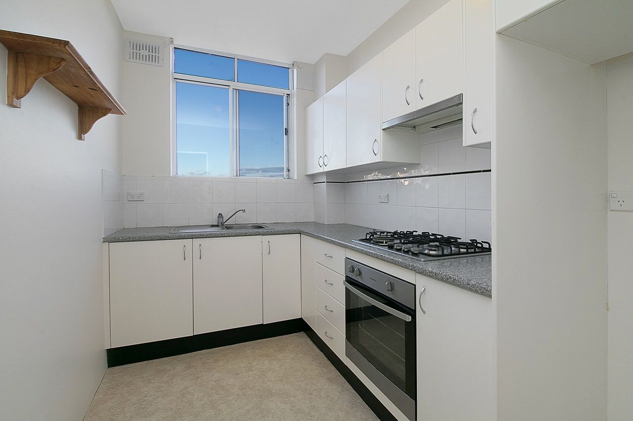 1 bedrooms Apartment / Unit / Flat in 9/132 Queenscliff Road QUEENSCLIFF NSW, 2096