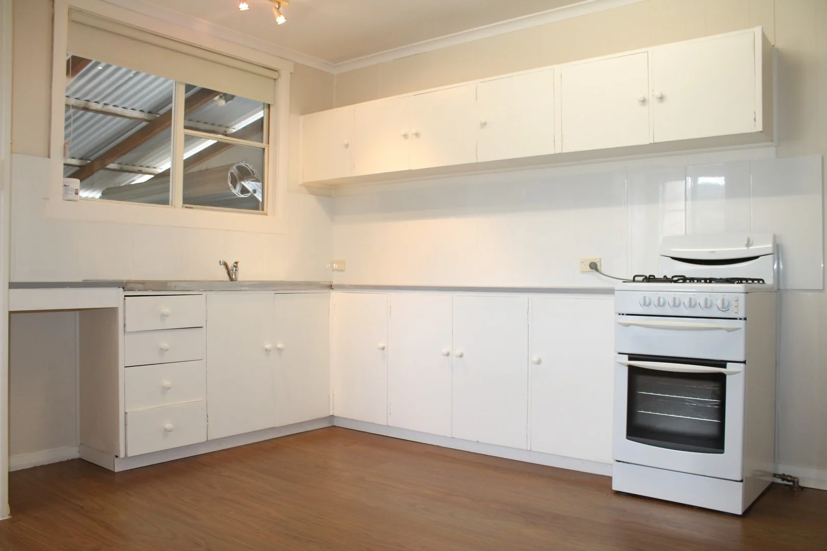 Additional image 2 of 16 Sedgewick Street, Queenstown TAS 7467