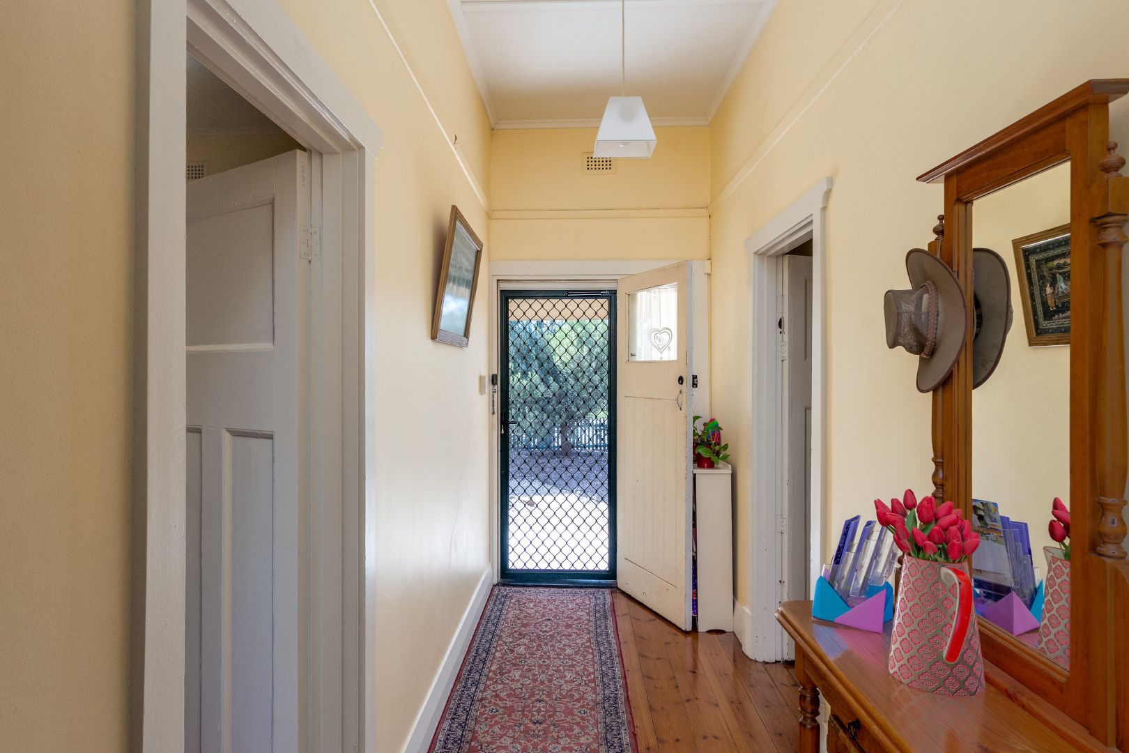 83 Bookpurnong Terrace, Loxton SA 5333, Image 2