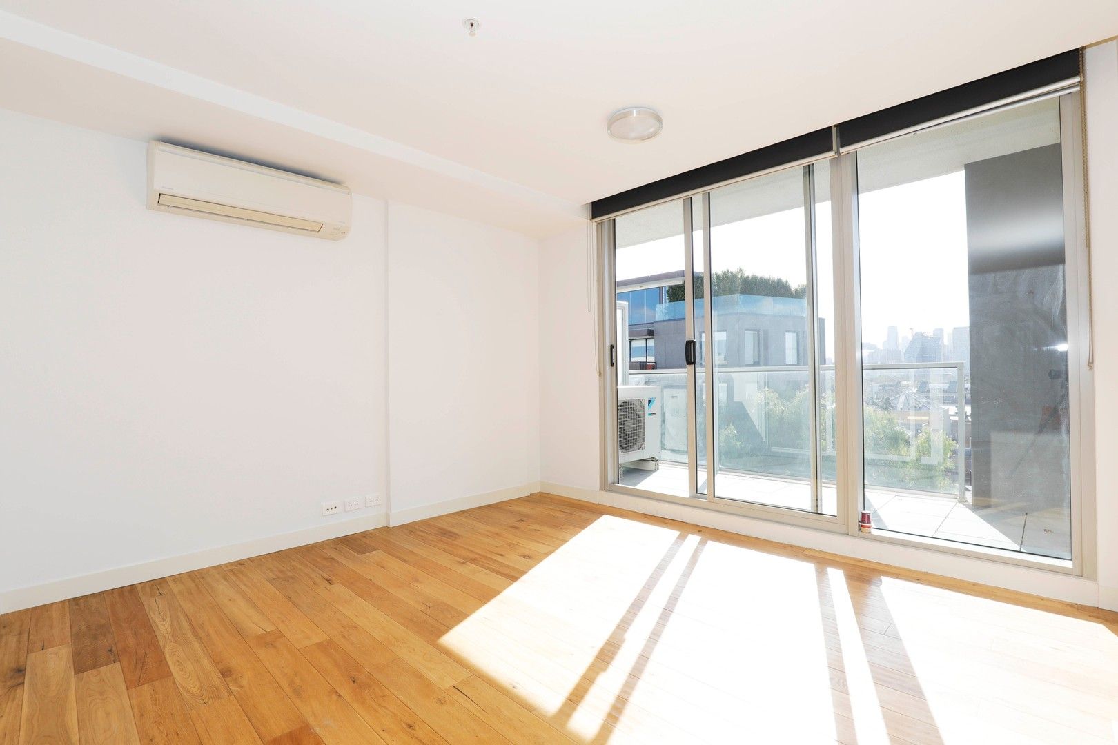 2 bedrooms Apartment / Unit / Flat in 507/101 Bay Street PORT MELBOURNE VIC, 3207