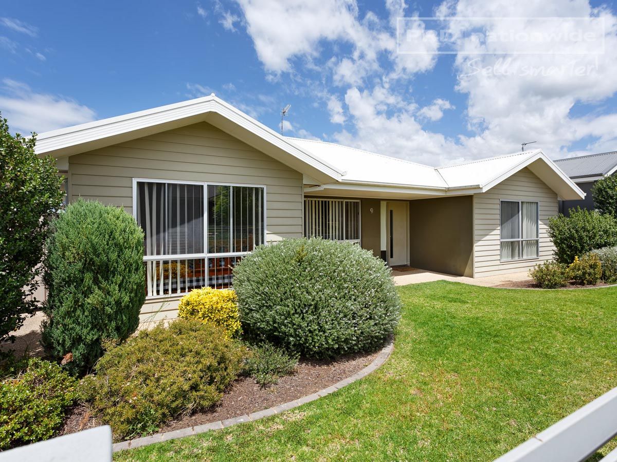 9/3 Bogong Crescent, Tatton NSW 2650, Image 0