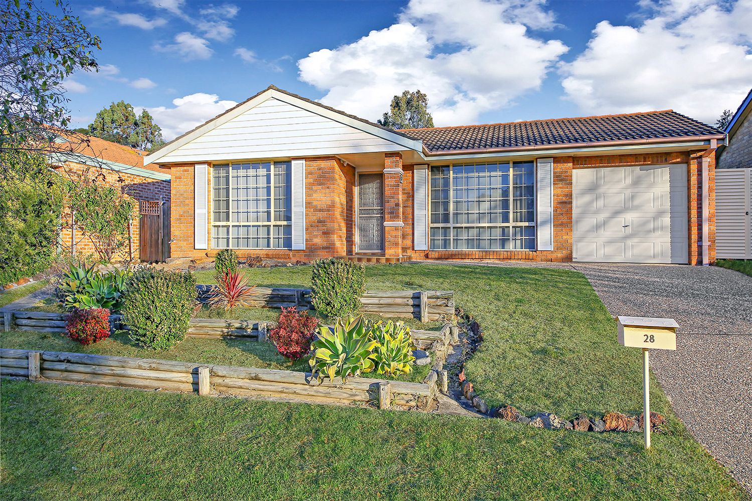 28 Woburn Abbey Court, Wattle Grove NSW 2173