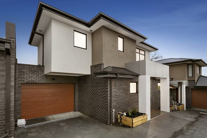 Picture of 2/14 Wendora Street, STRATHMORE VIC 3041