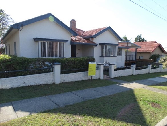 64 Carlton Terrace, Wynnum QLD 4178
