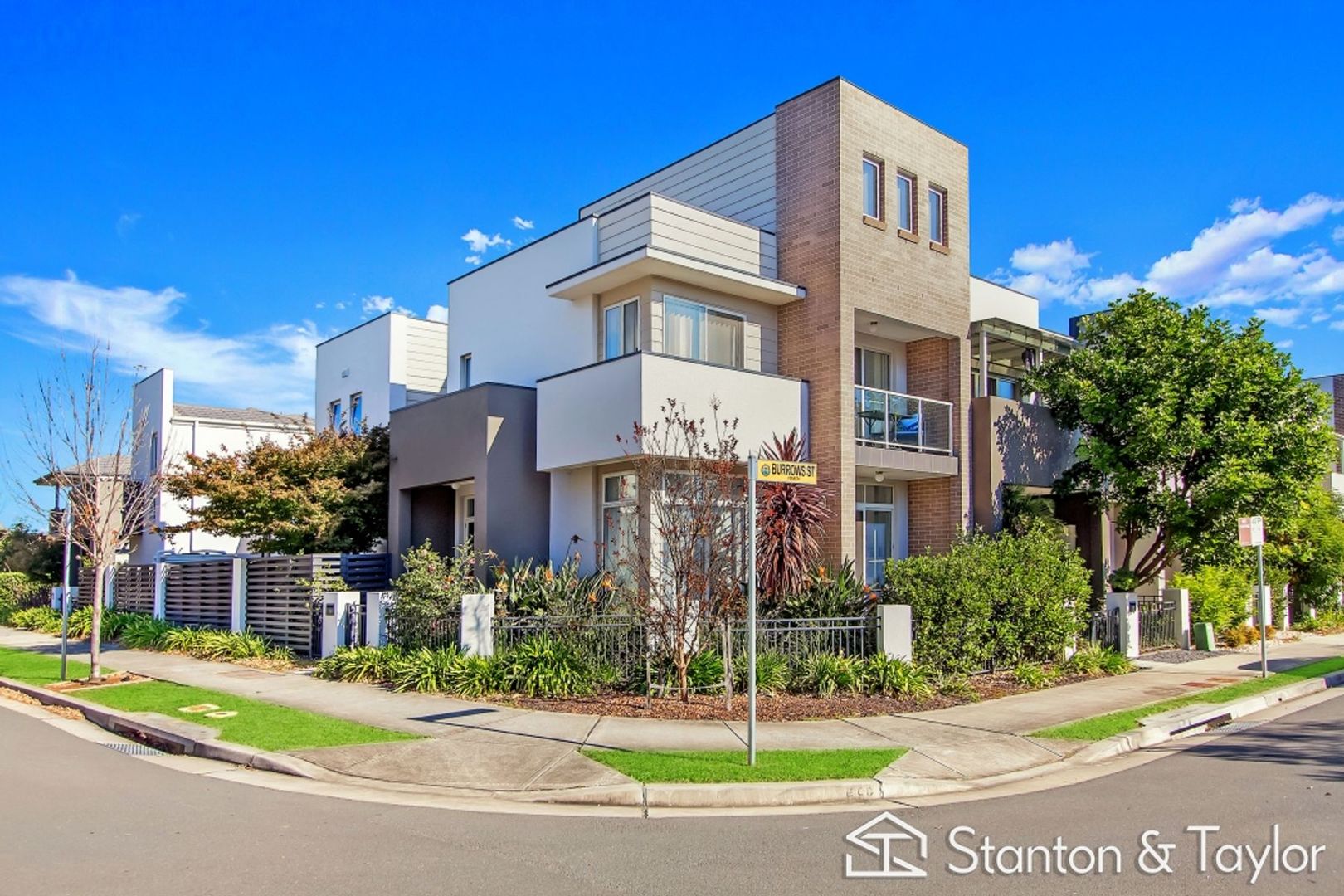 5 bedrooms House in 59 Empire Circuit PENRITH NSW, 2750