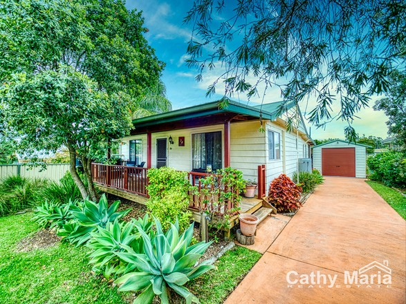 28 Trevally Avenue, Chain Valley Bay NSW 2259