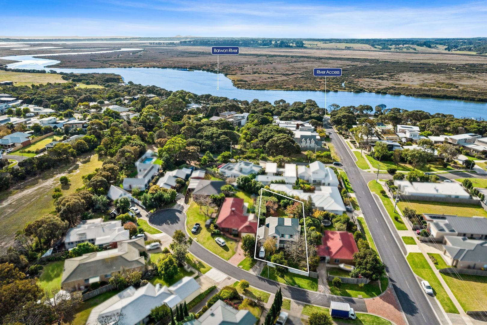 10 Cosham Court, Barwon Heads VIC 3227, Image 2