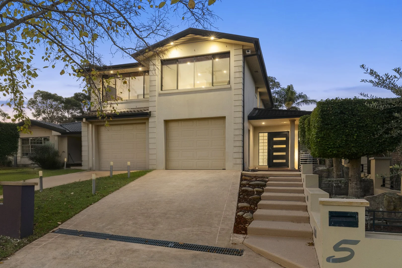 5 Dapto Place, Bangor NSW 2234