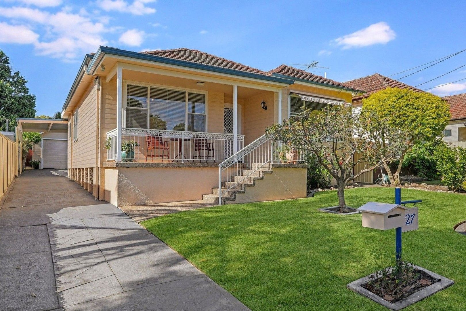 4 bedrooms House in  PEAKHURST NSW, 2210