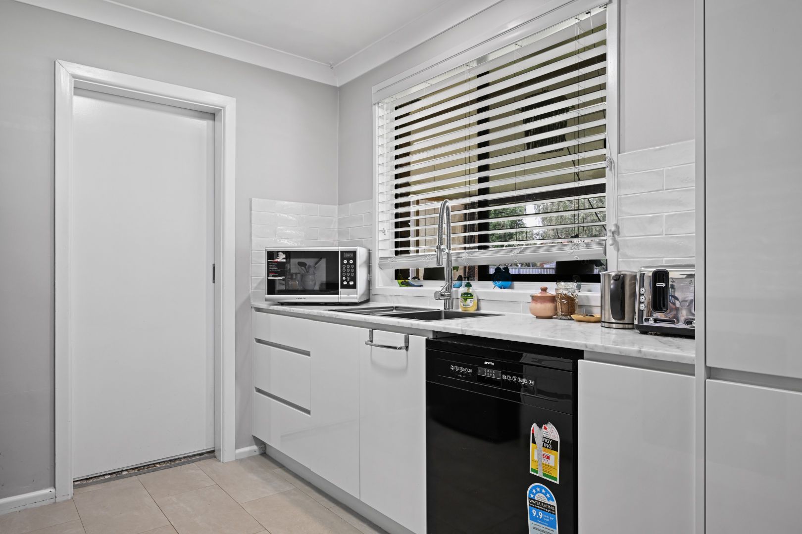 12 Matthews Avenue, Orange NSW 2800, Image 2