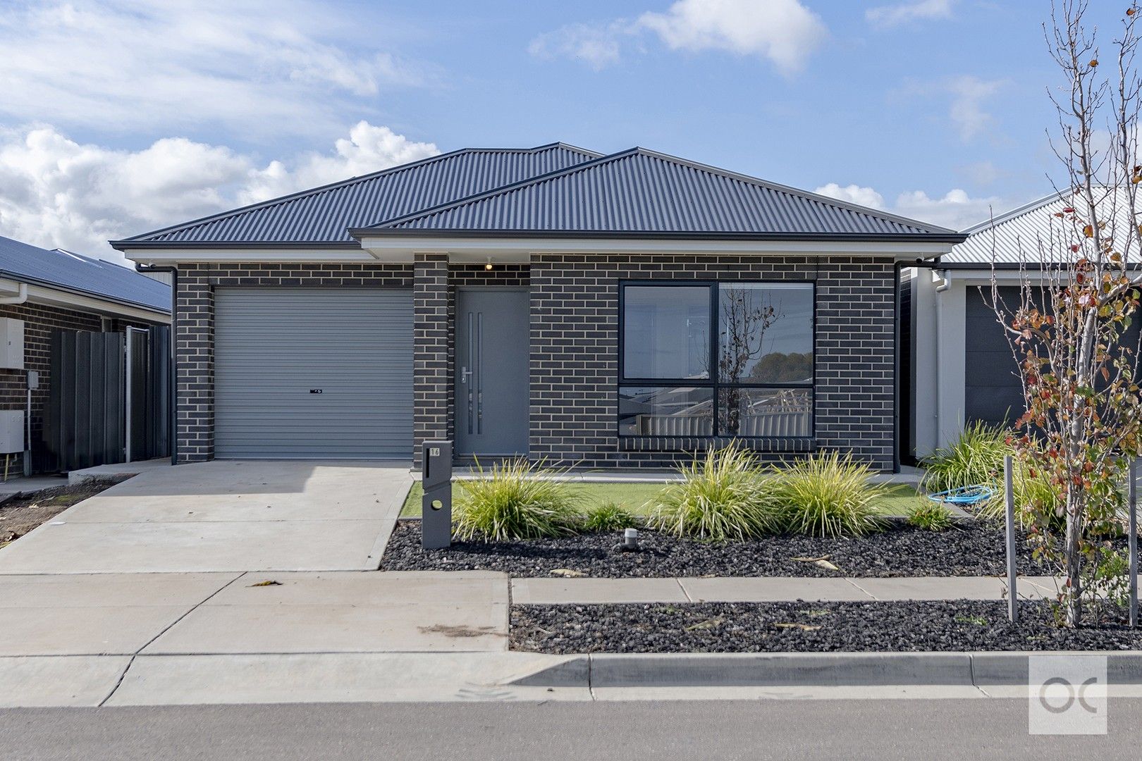 16 Colins Way, Hackham SA 5163, Image 0