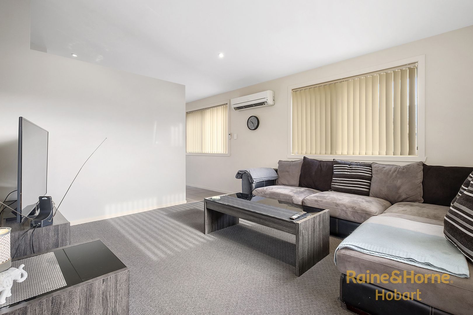 2/6 Ralph Terrace, Rokeby TAS 7019, Image 1