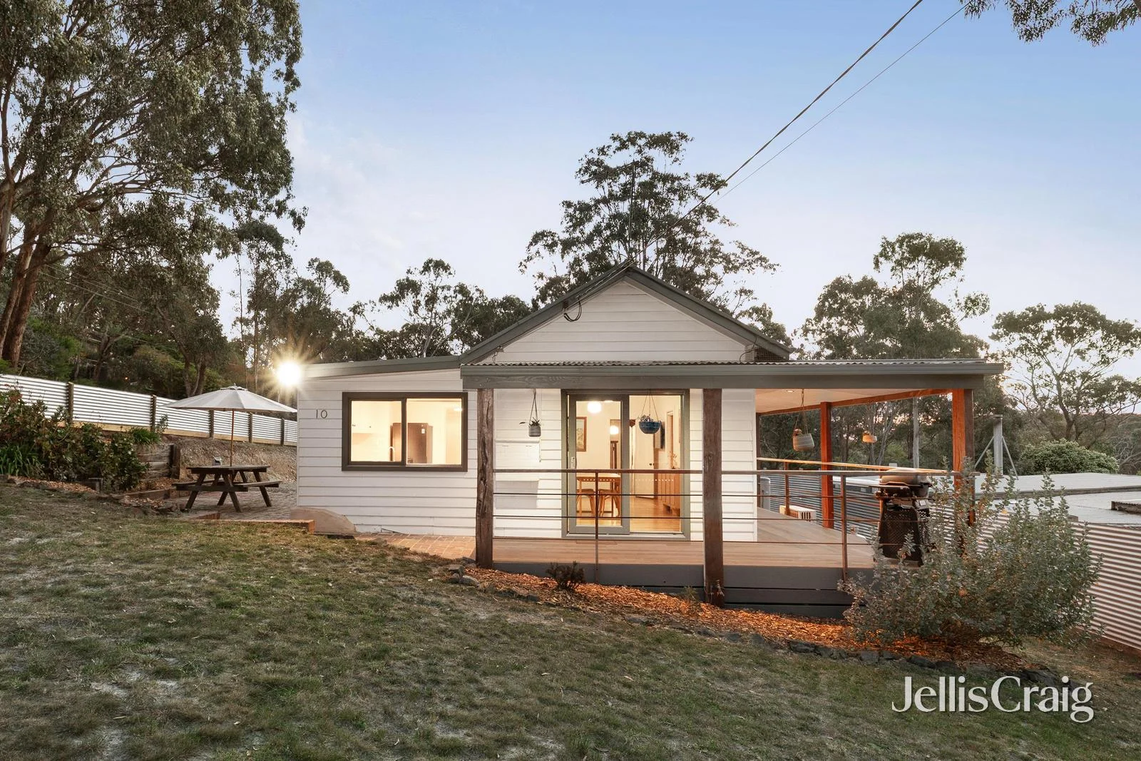 10 Hyde Street, St Andrews VIC 3761 | Domain