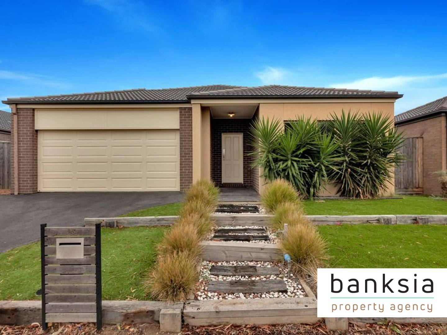 4 bedrooms House in 15 Viola Avenue POINT COOK VIC, 3030